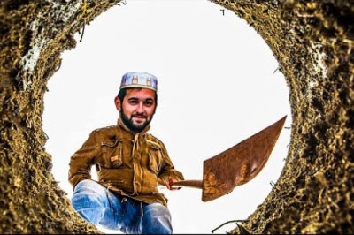 ⛏️ Ko DRUGOM jamu kopa SAM u nju upada